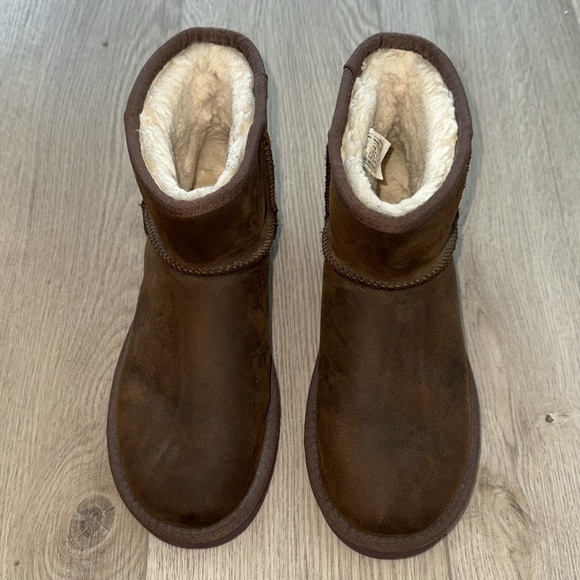 UGG Classic Mini - Picture 4 of 10